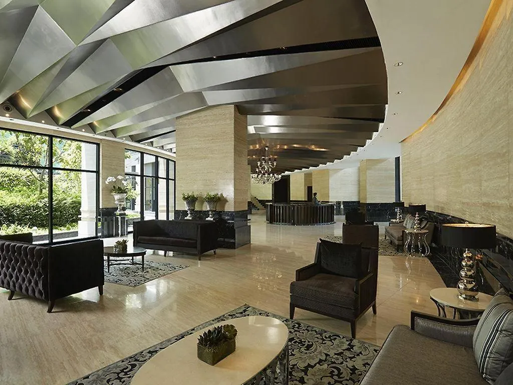 Aparthotel Gramercy Residences Manila