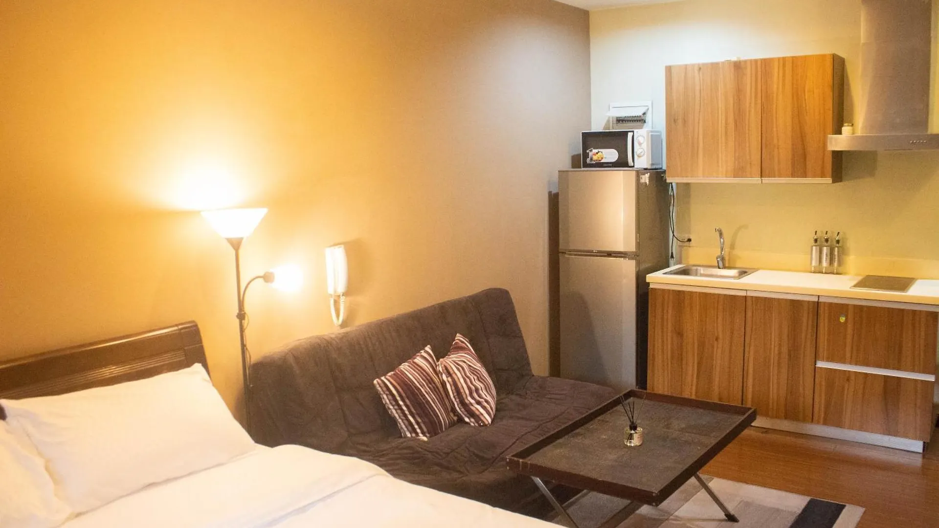 Aparthotel Gramercy Residences Manila